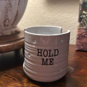 White Ceramic kitchen sponge Holder